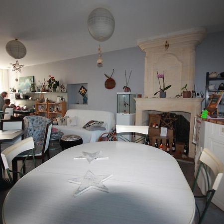 La Belle Etoile Bed and Breakfast Saintes Eksteriør billede